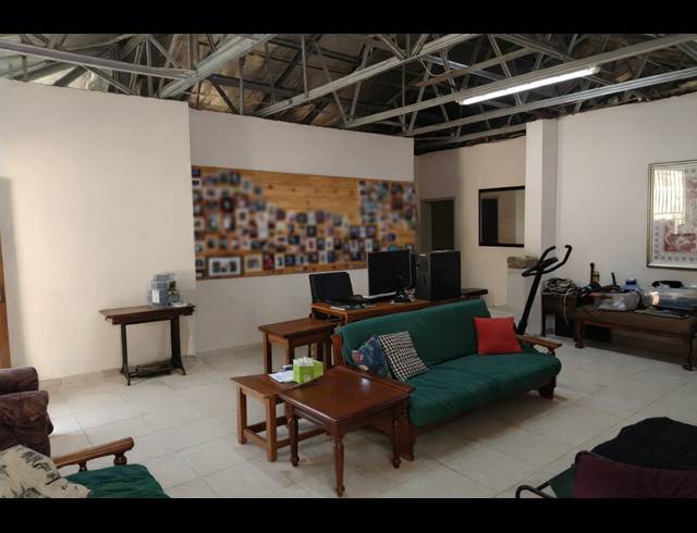 3 BEDROOM FREEHOLD FOR SALE IN OOS EINDE